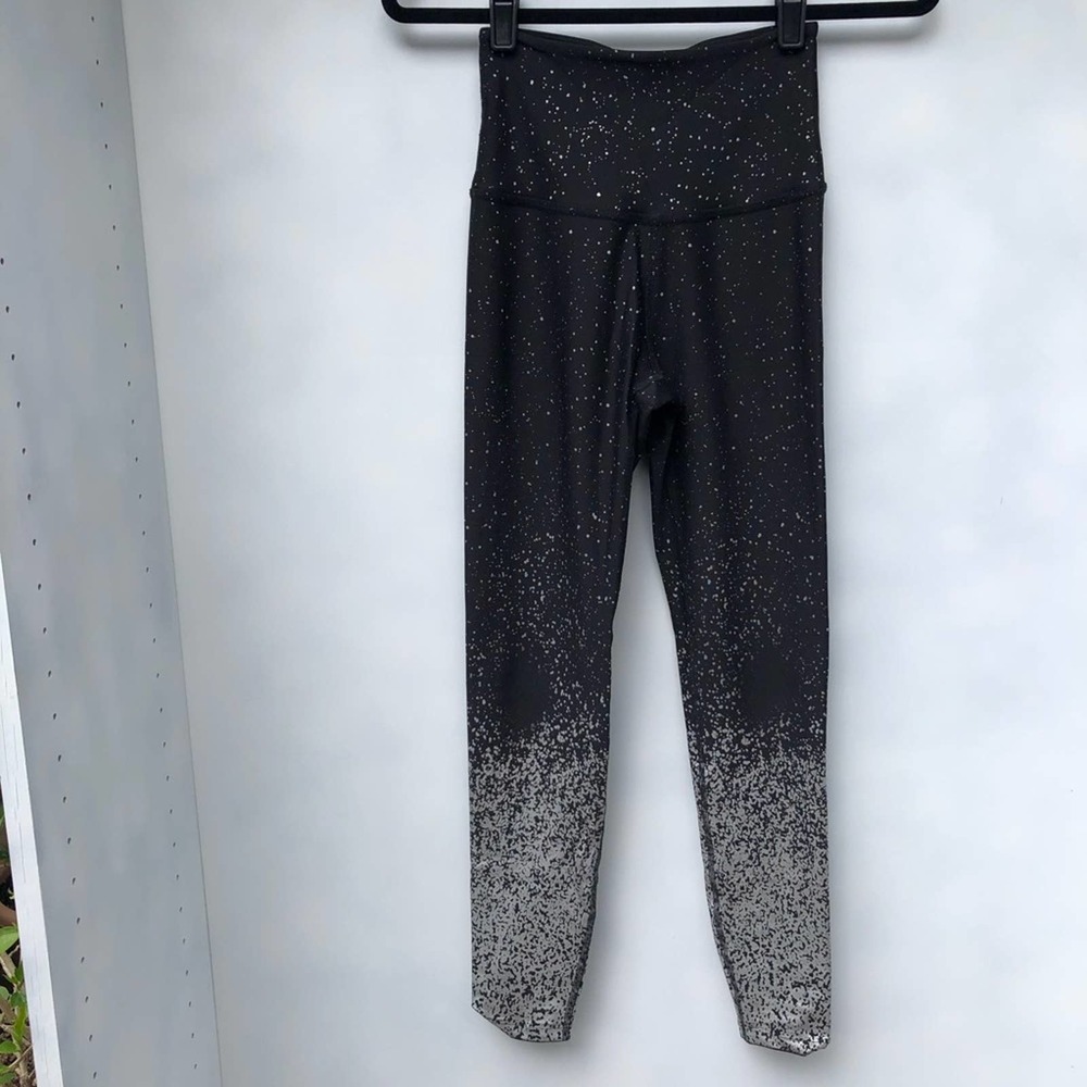 Beyond‎ Yoga Leggings Size S
